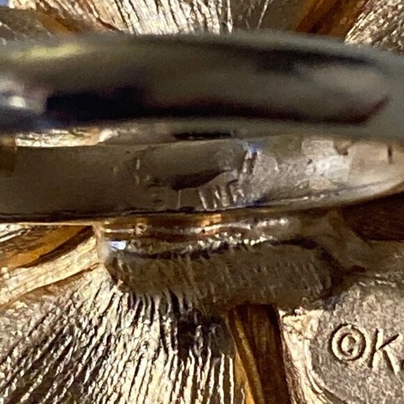 Vintage KENNETH JAY LANE Adjustable FLOWER GOLD TONE statement RING sz 7 - Picture 4 of 7